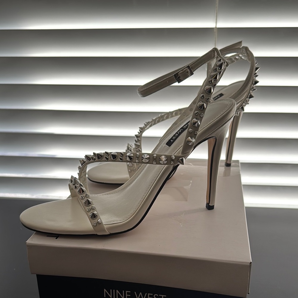 Nine West White Studded Heels - Picture 4 of 7
